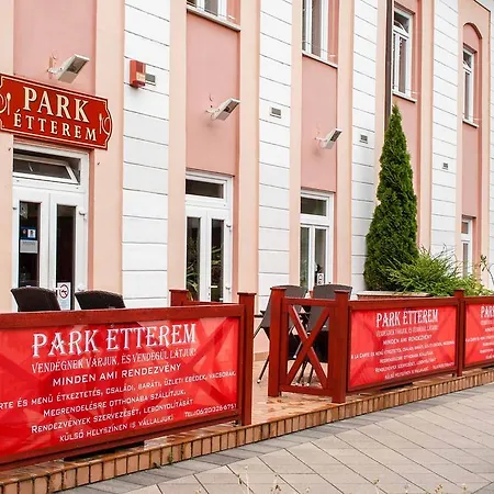 Hotel Park Hotel&étterem, 3*
