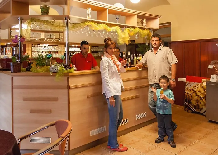 Park & Etterem, Nagyatád