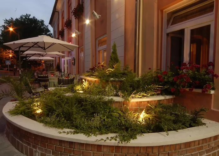 Park & Etterem, Nagyatád